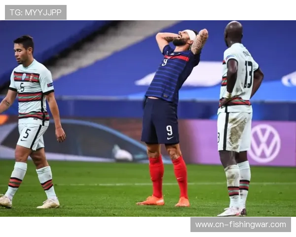 吉鲁吊射中框，里尔开场错失良机对抗巴黎