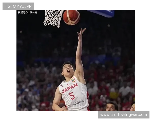 日本后卫河村勇辉NBA首秀，11分钟贡献6分3篮板2助攻2抢断